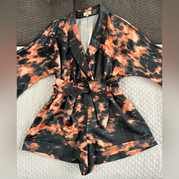 Camila Coelho Amelia Romper in Orange Teal Tie Dye Black XS Satin Kimono Sleeve - Picture 6 of 16